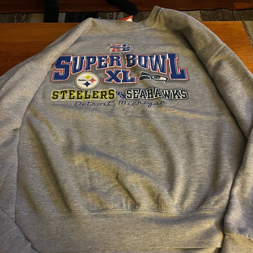*Vintage* NFL Sweatshirt